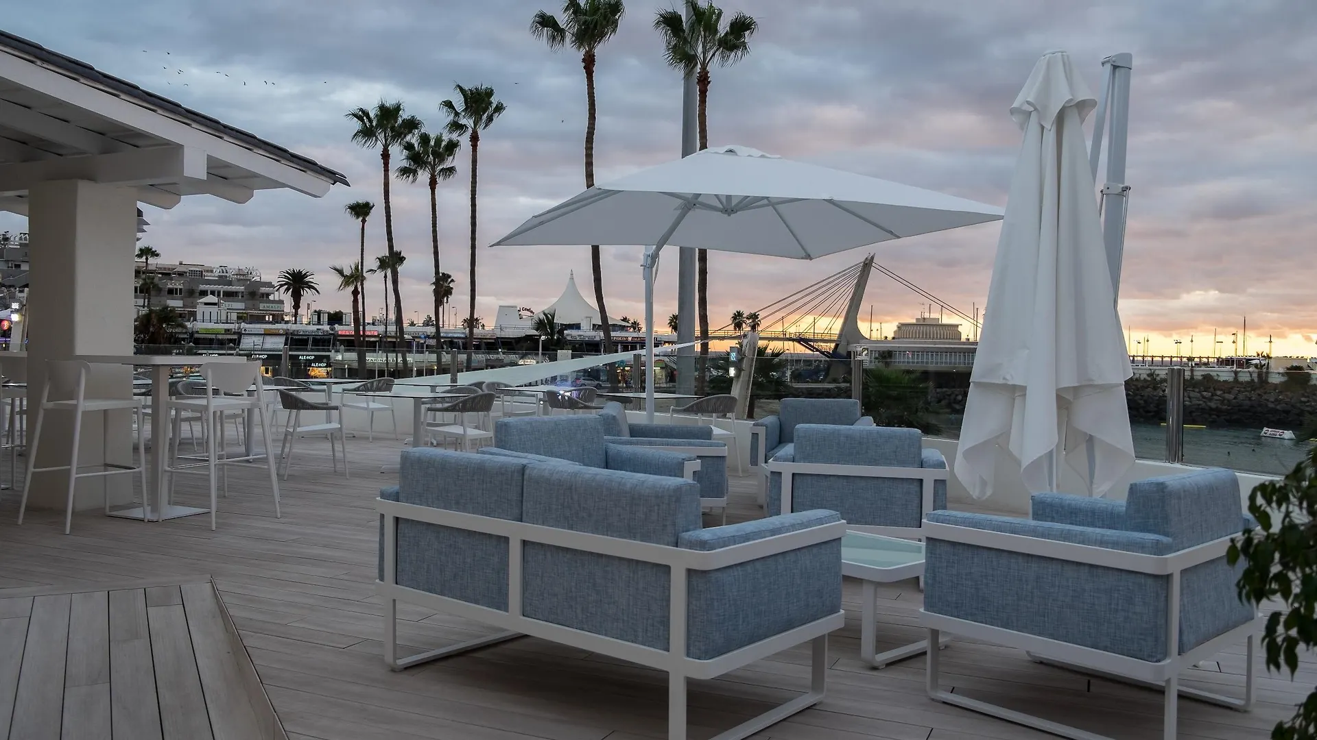 Hovima La Pinta Beachfront Family Hotel Costa Adeje  4*, Costa Adeje (Tenerife) Spanien